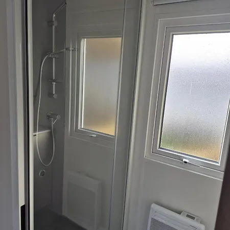 Le Domaine De 4 Etoiles Emplacement 404 Apartment Litteau
