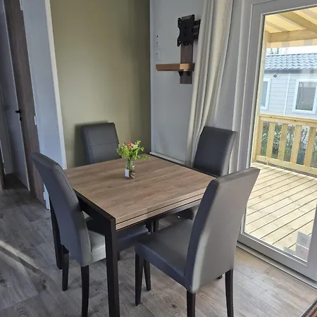 Le Domaine De 4 Etoiles Emplacement 404 Apartment